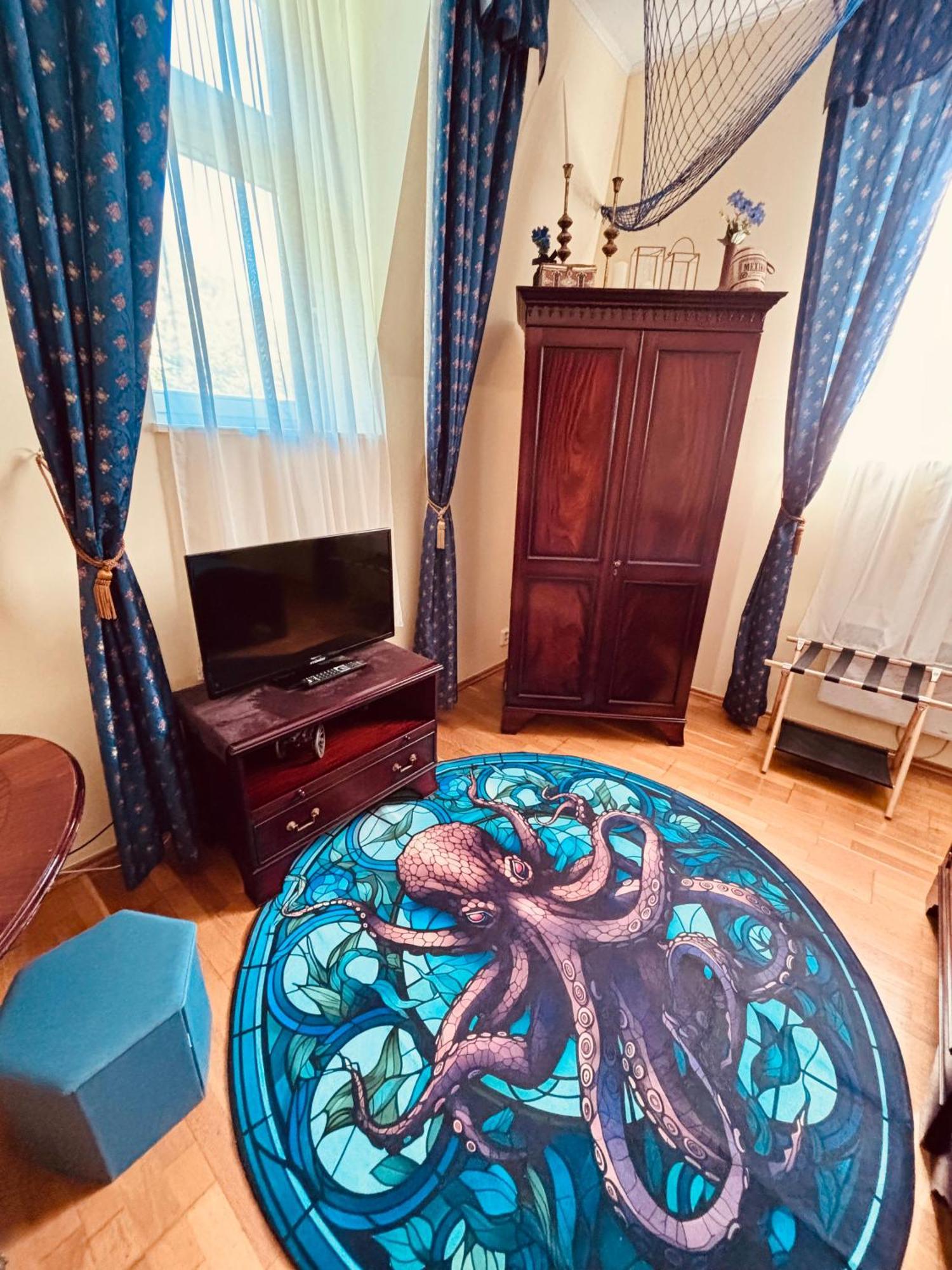 Pirate Family, Theme Room, Free Parking Карловы Вары Экстерьер фото